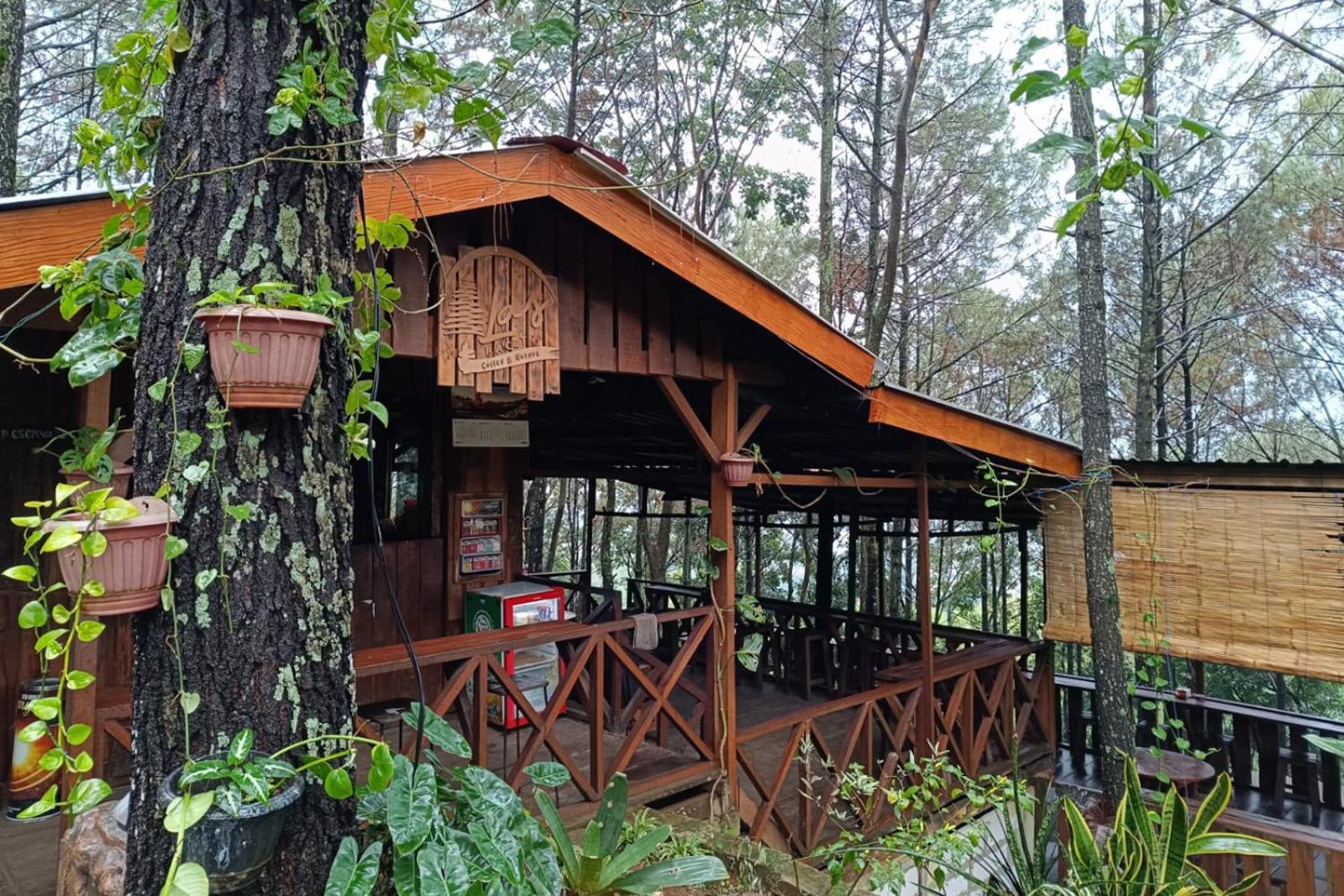 Alas Pacet By Twospaces, Mojokerto Esterno foto